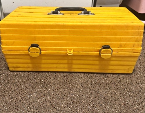 Vintage yellow hard case - yellow,